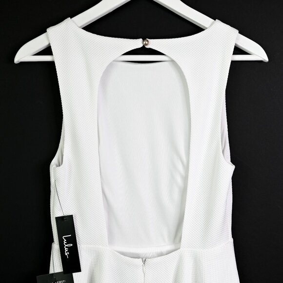 LULUS White Gal About Town Open Back Sleeveless Skater Dress - Size Medium - NWT - Picture 10 of 16